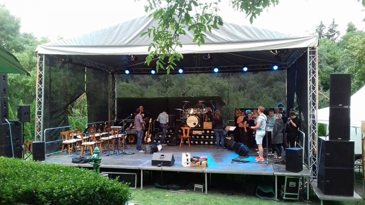 Stage a zastřešení U krále Václava IV.