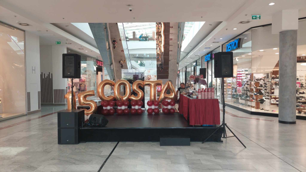 Oslava 15. narozenin Costa Coffee